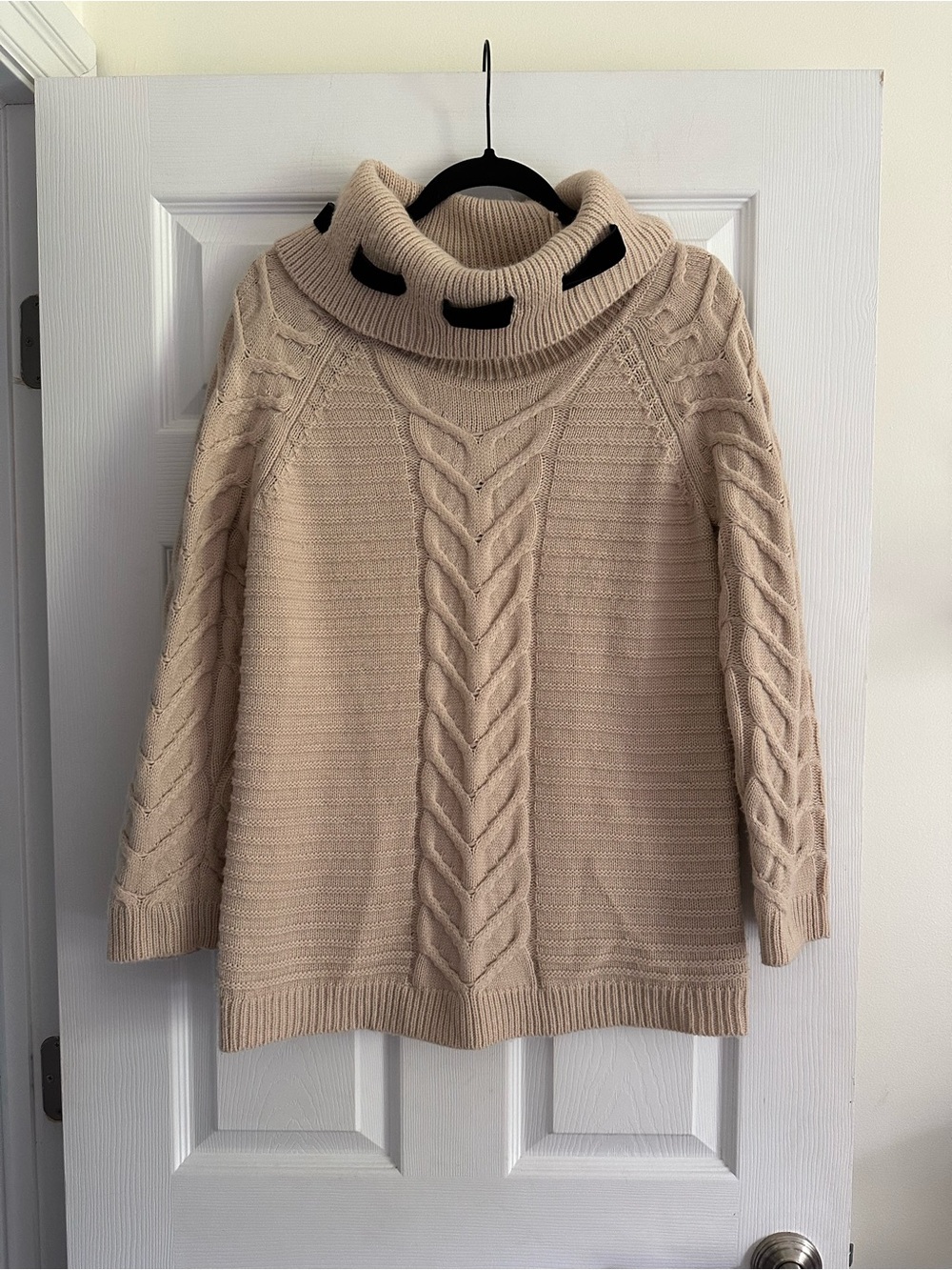 Size M Karl Lagerfeld Paris Cable Knit Cowl Neck Sweater Beige - Picture 3 of 10